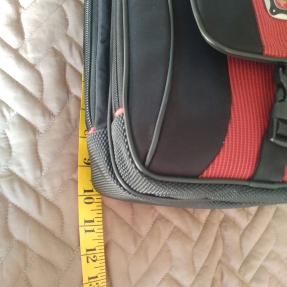 Padded Bag for MP3-camera-Cell phone - Picture 7 of 9